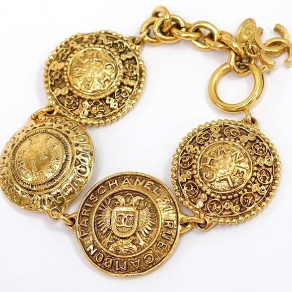 CHANEL 31 Rue Cambon PARIS Coin Bracelet 8.6" Gold Tone Auth #34872 - Picture 1 of 5